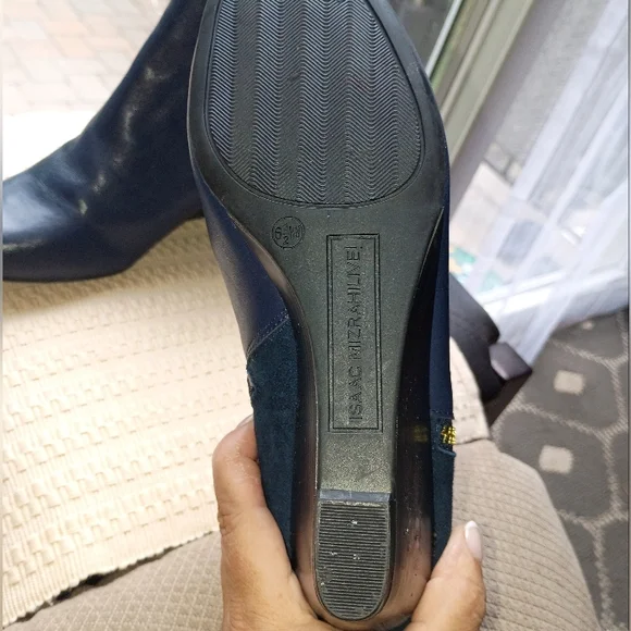 NWT.ISAAC MIZRAHI KIERRA DARK BLUE LEATHER & SUEDE ANKLE BOOTS, 6.5W - Picture 8 of 8